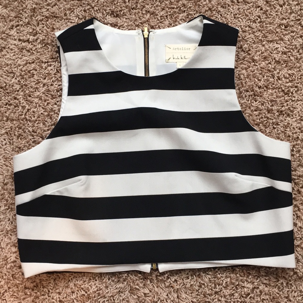 Nicole Miller Artelier black and white crop top